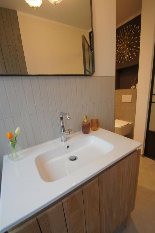Vintage meets Moderne room 5